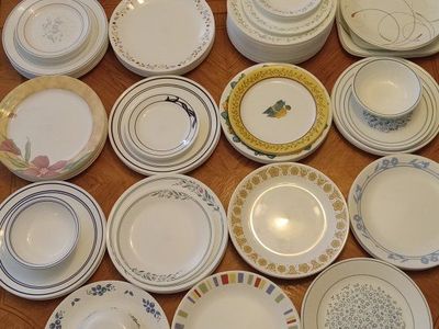 Corelle Dishes Dinner Lunch Plates and Bowls