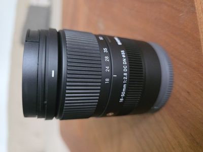 Sigma DC DN 18-50mm 2.8 camera lens e mount