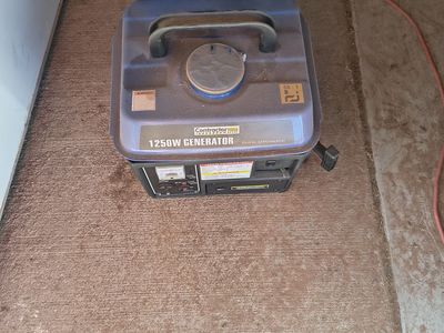 Contractor Pro 1250W Portable Gas Generator - Reliable Power for Home or Job Site