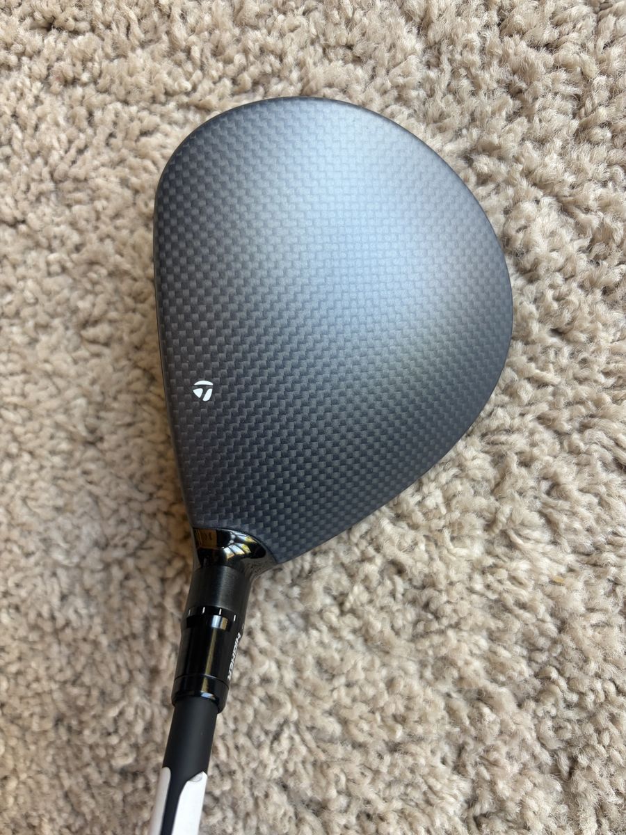 TaylorMade Qi35 Fairway Wood Right-Handed Titanium Twist Face, loft 15