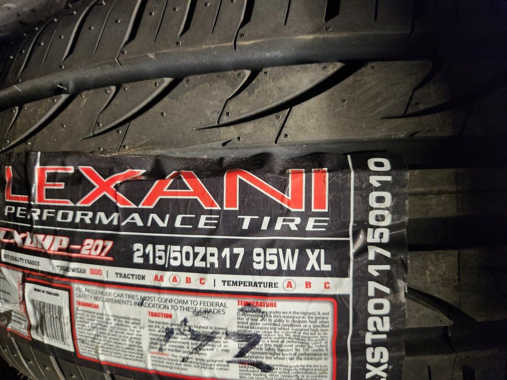 215/50r17 lexani lx uhp-207