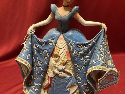 Disney Traditions Cinderella Romantic Waltz Like New With Box By Jim Shore