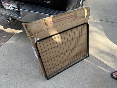 Gated Metal Play Pen / Short Fence | 2 boxes, 8pc per box