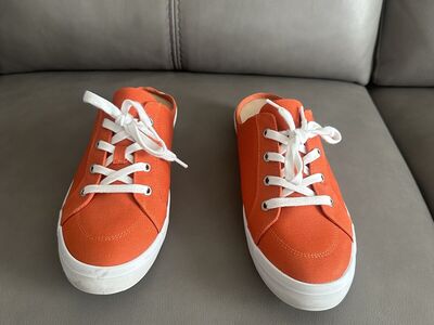 Women's St. John's Bay open heel tennis shoe