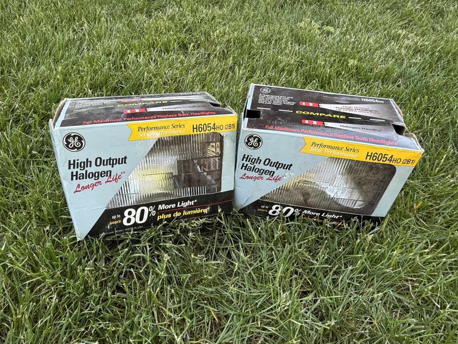 Set of GE High Output Halogen Headlight Glass – H6054HO 2B1 – New in Box