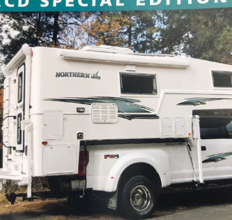 2010 Northern lite Special Edition 10-2