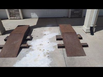 Vestil Steel Wheel Riser, 60"L x 38-1/2"W, 40,000 Lb. Capacity, Brown