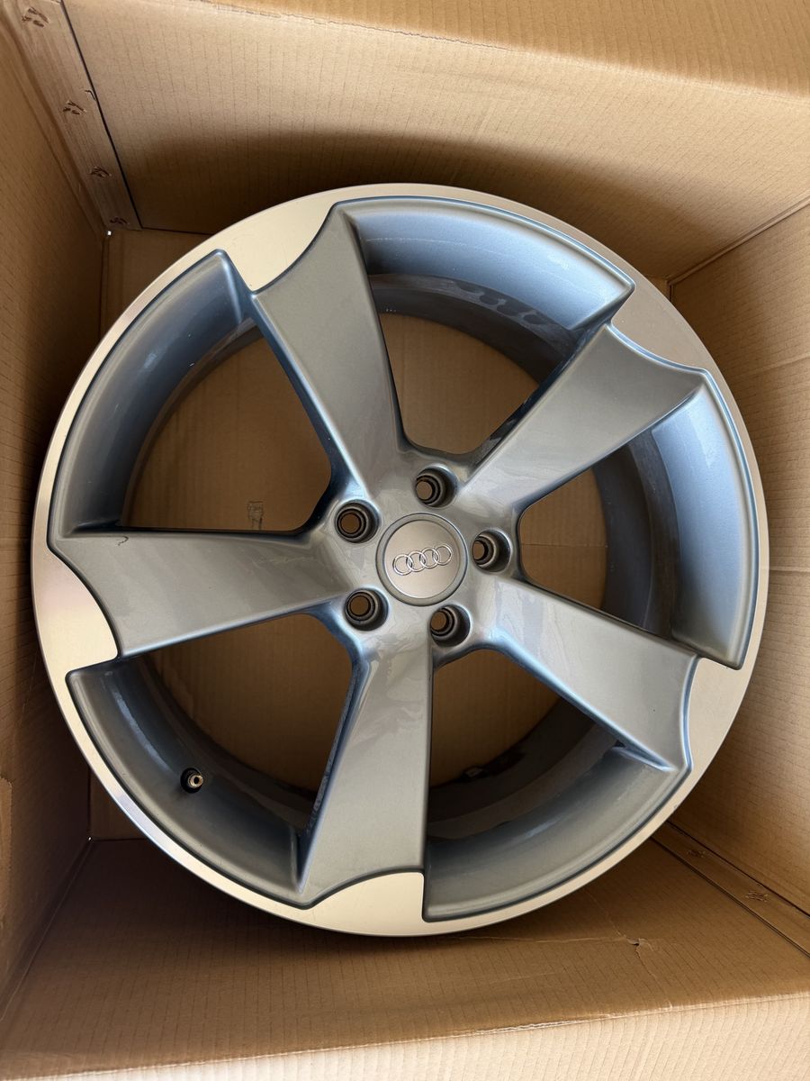 Audi 19x8.5 OEM Sport Wheels - 5x112 Bolt Pattern (S4, S5, SQ5)