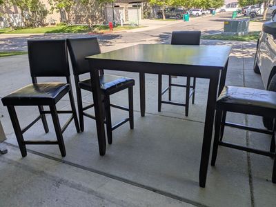 Dining Table and 4 Chairs