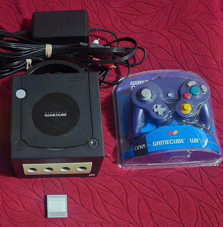 Nintendo Gamecube with 1 controller! Trades considered!