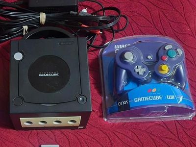 Nintendo Gamecube with 1 controller! Trades considered!