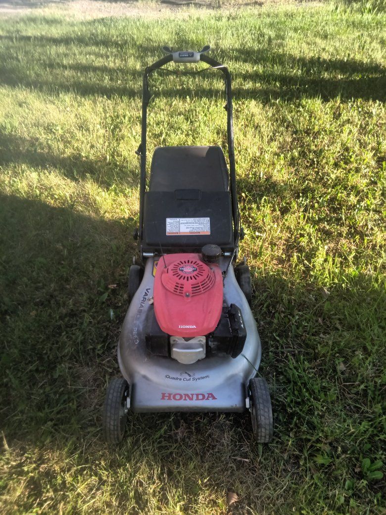 p Honda self-propelled mower