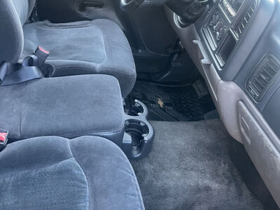 2002 Chevrolet Suburban LS