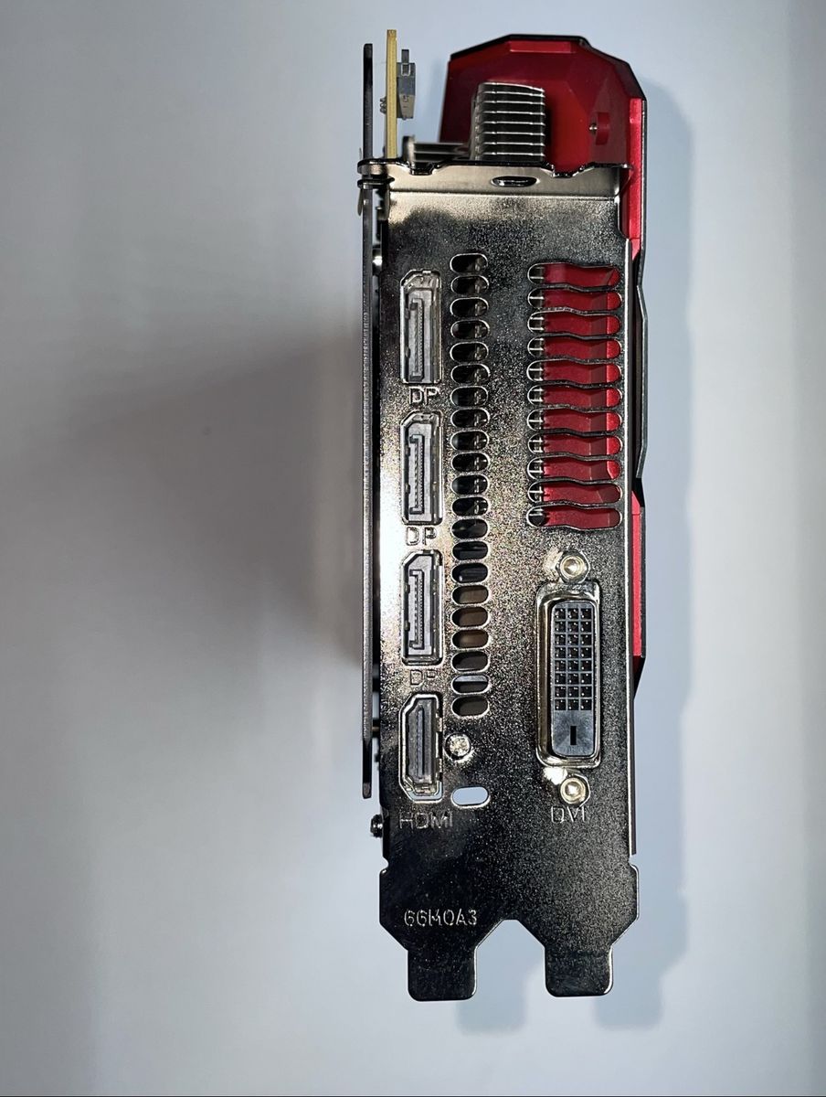 Main image 3