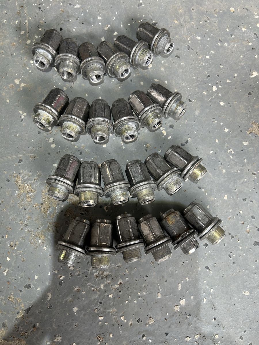 Set of 30 lug nuts for a Toyota Tacoma