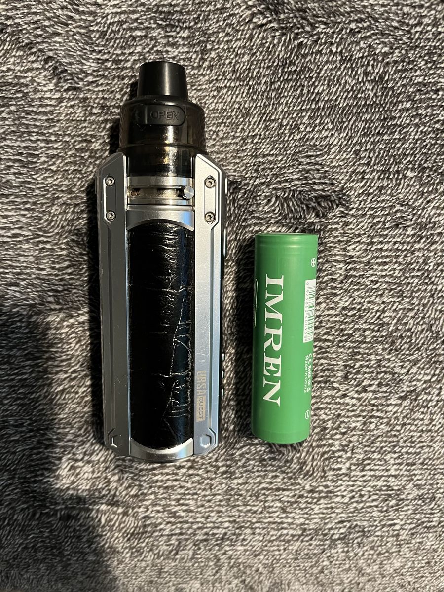Lost Vape Ursa Quest Multi Pod Mod Kit Silver & Black with Imren 21700 Battery