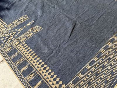 New. Beautiful Kilim 8x10 Area Rug! Statement Piec