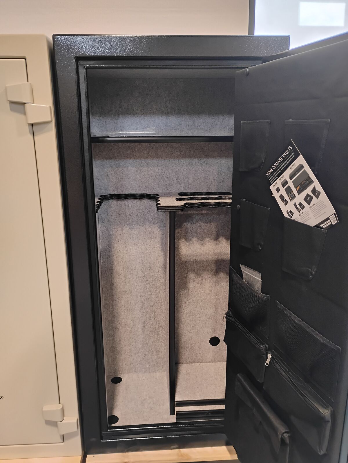 Liberty Safe Centurion 24 Black