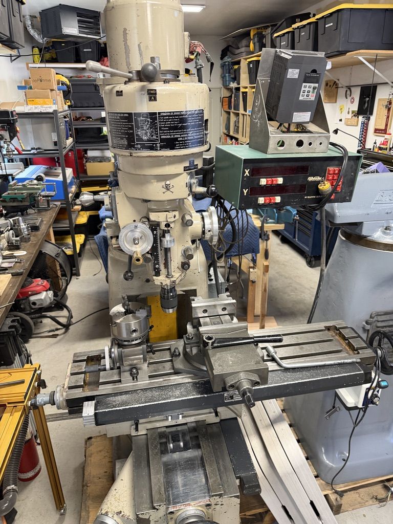 1978 Kent Knee Mill — DRO, Power Feed, VFD, Rotary Table, Vise, Collets — Runs on 240V