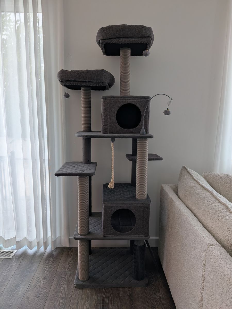 Massive 7-Foot Cat Tree / Tower - Great Condition (Fully Assembled!)