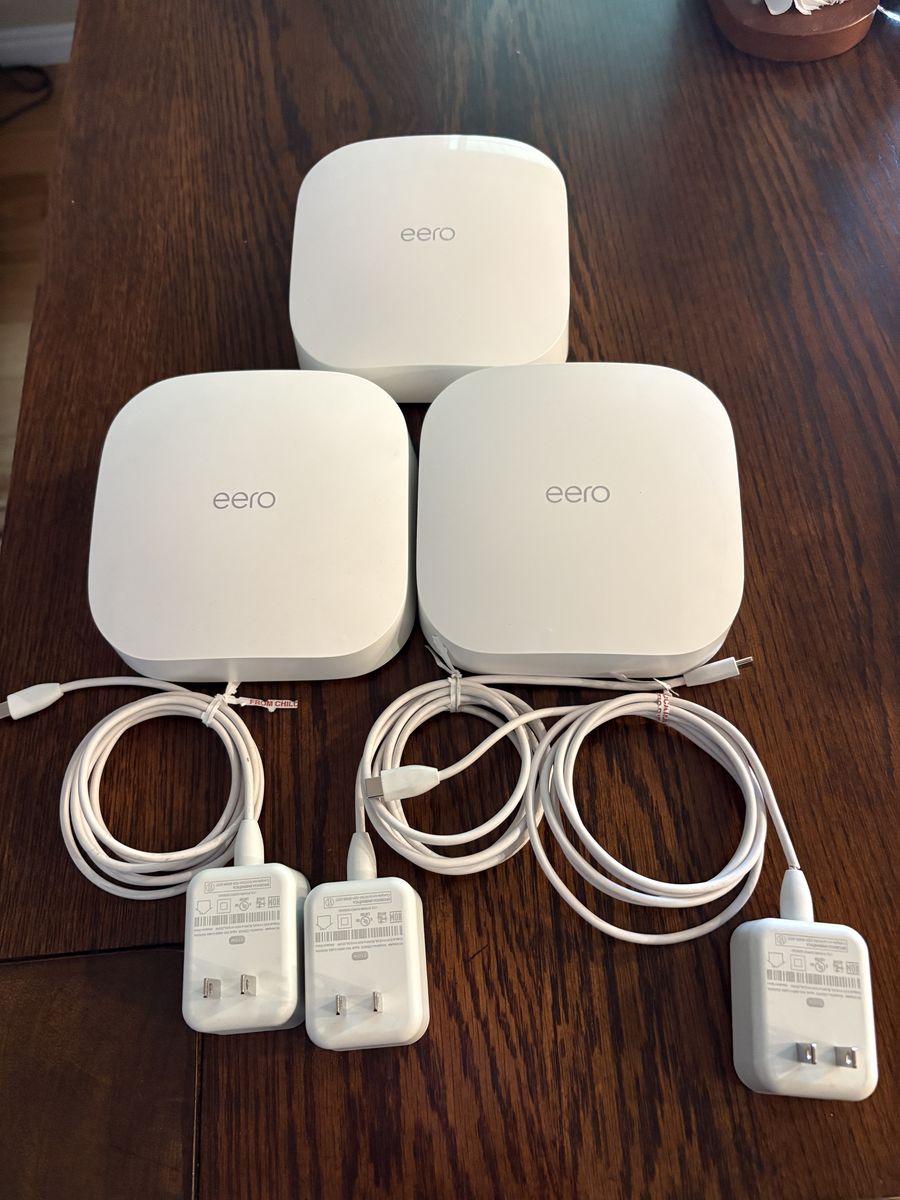 Amazon Eero Mesh Wi-Fi System (3 Pack) with Power Adapters