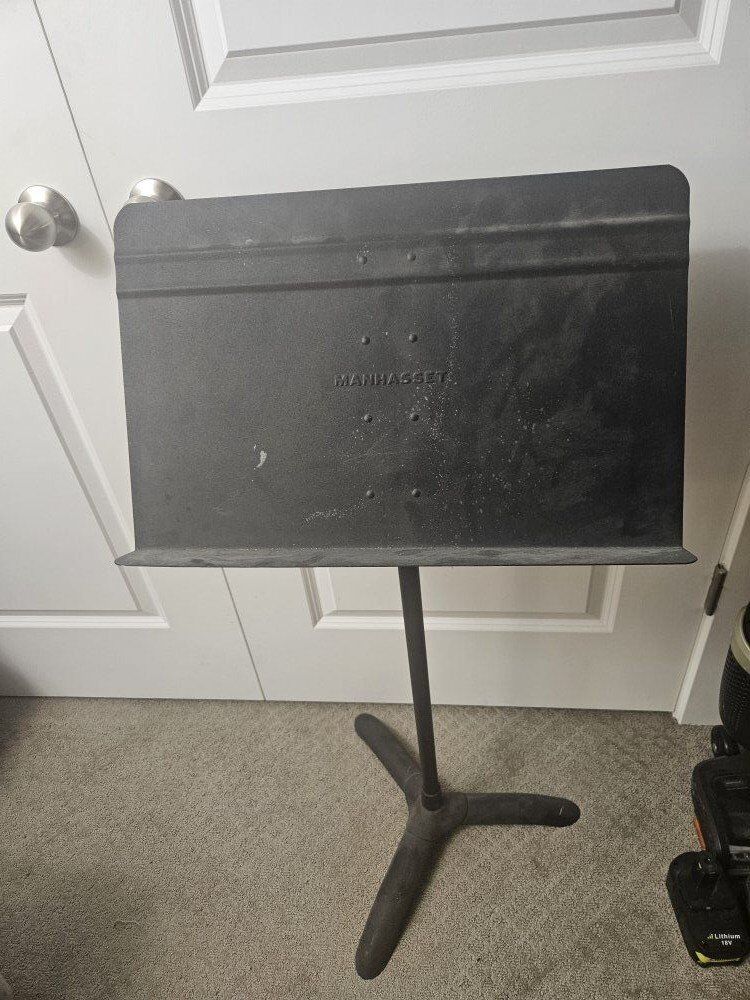 Manasset Music Stand