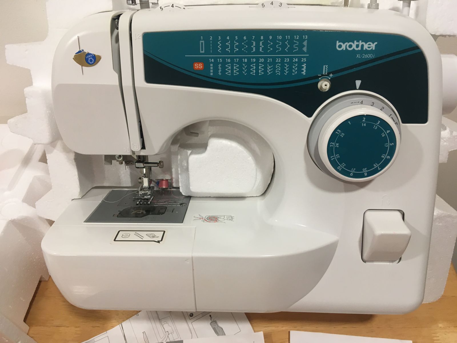 Brother XL2600I Sew Advance Sew Affordable 25-Stitch Free-Arm Sewing Machine