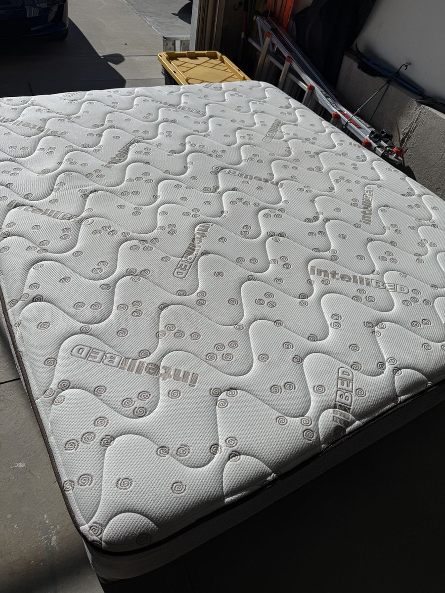 California King Intellibed mattress and box springs
