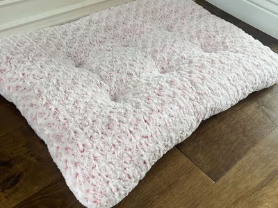 Pink Rose Dog Bed for a Medium Sized Dog