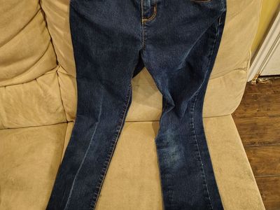 Girls size 10 skinny jeans