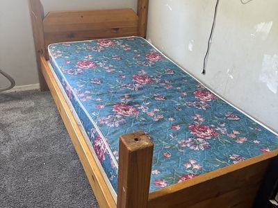 2 twin beds/bunkbeds
