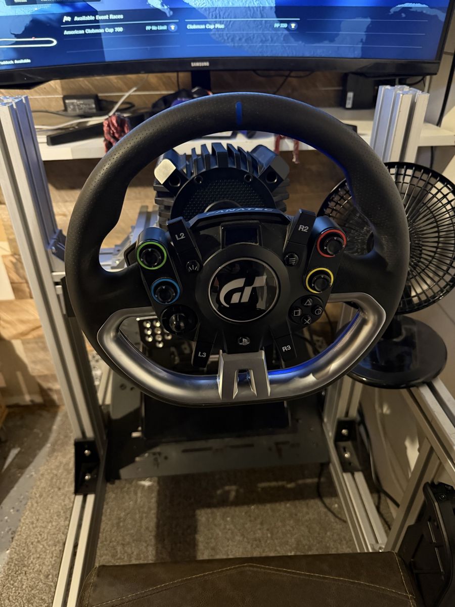 Fanatec dd pro 8nm with wheel and pedals