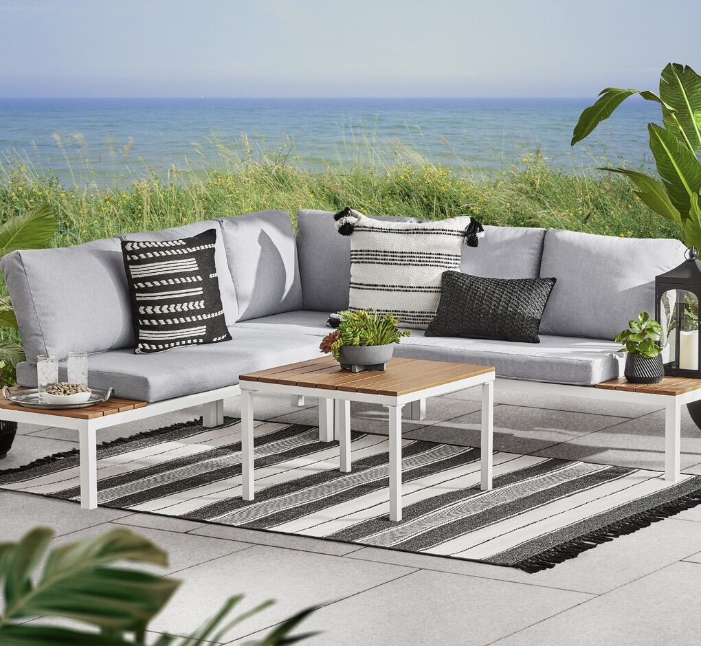 Sectional Set with Table, 4-Piece, Seats 5