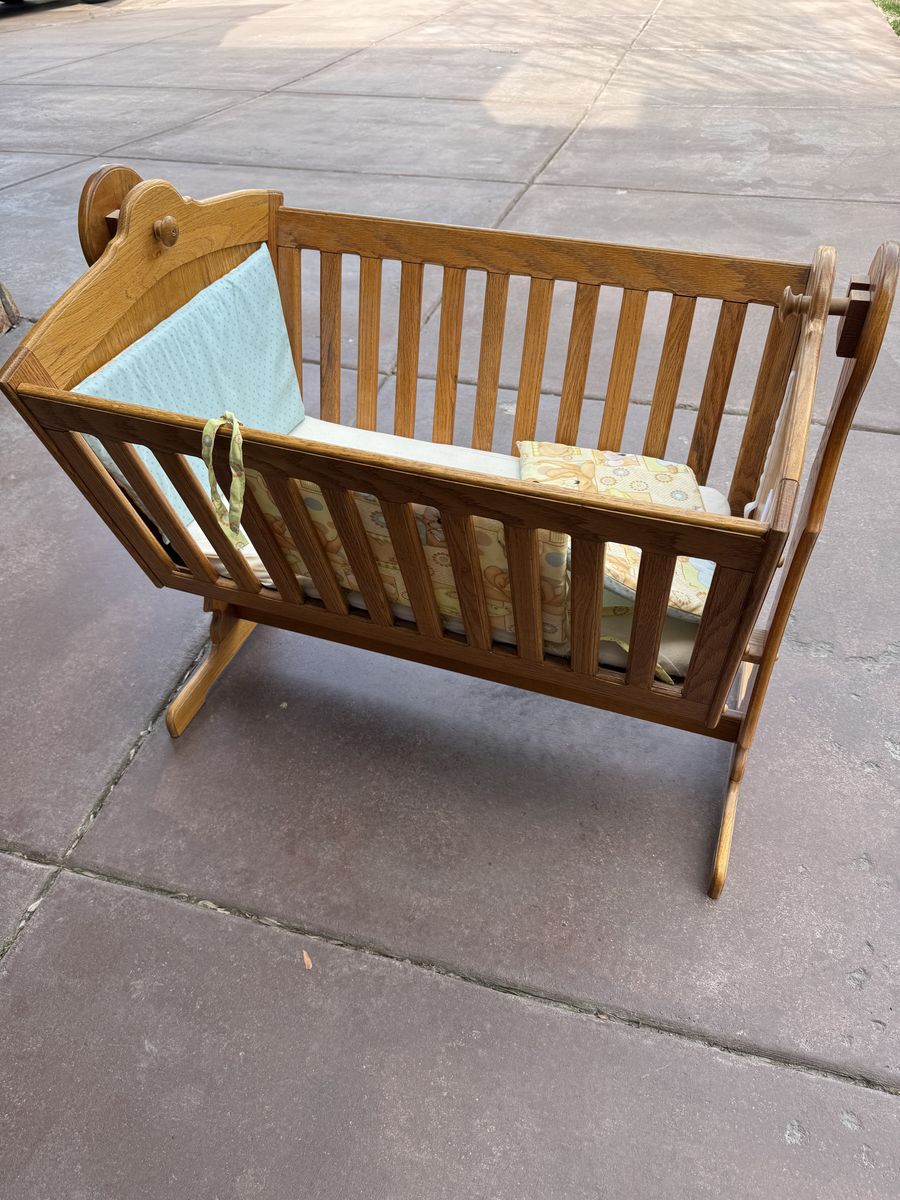 Wooden crib