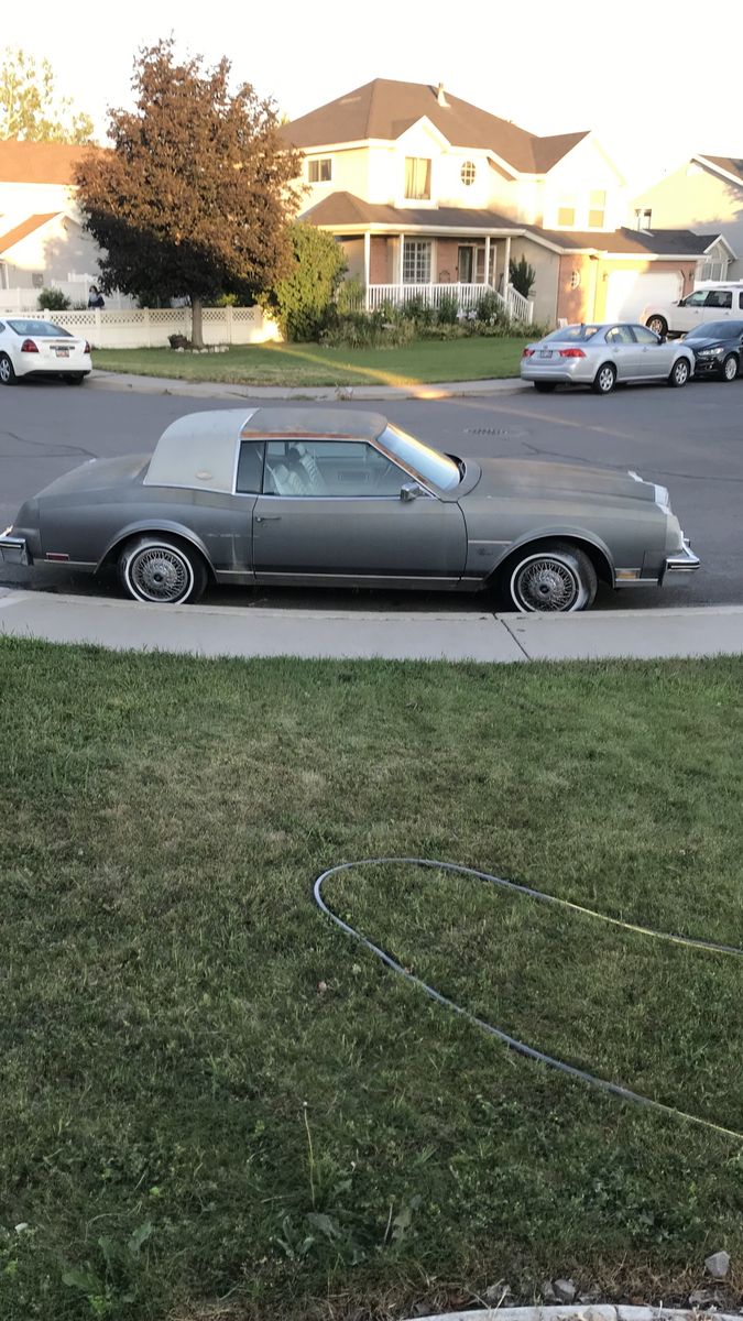 1982 BUICK RIVIERA Base