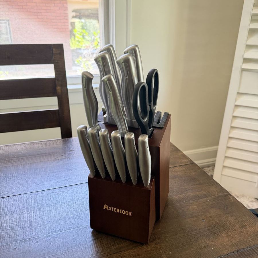 Astercook 13-Piece Kitchen Knife Set with Wooden Block