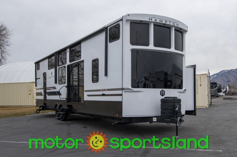 2026 Keystone Hampton 410 Rear Living Room