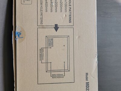 Flat-screen TV Mount