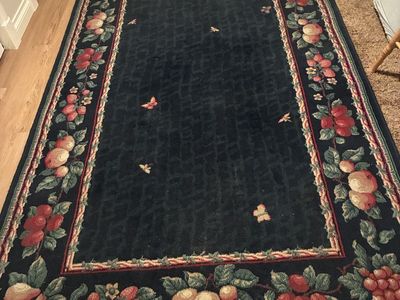 Brand New, High Quality, 5 x 7 Traditional Rug