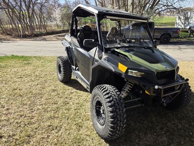 2022 Polaris General XP1000. Great condition.