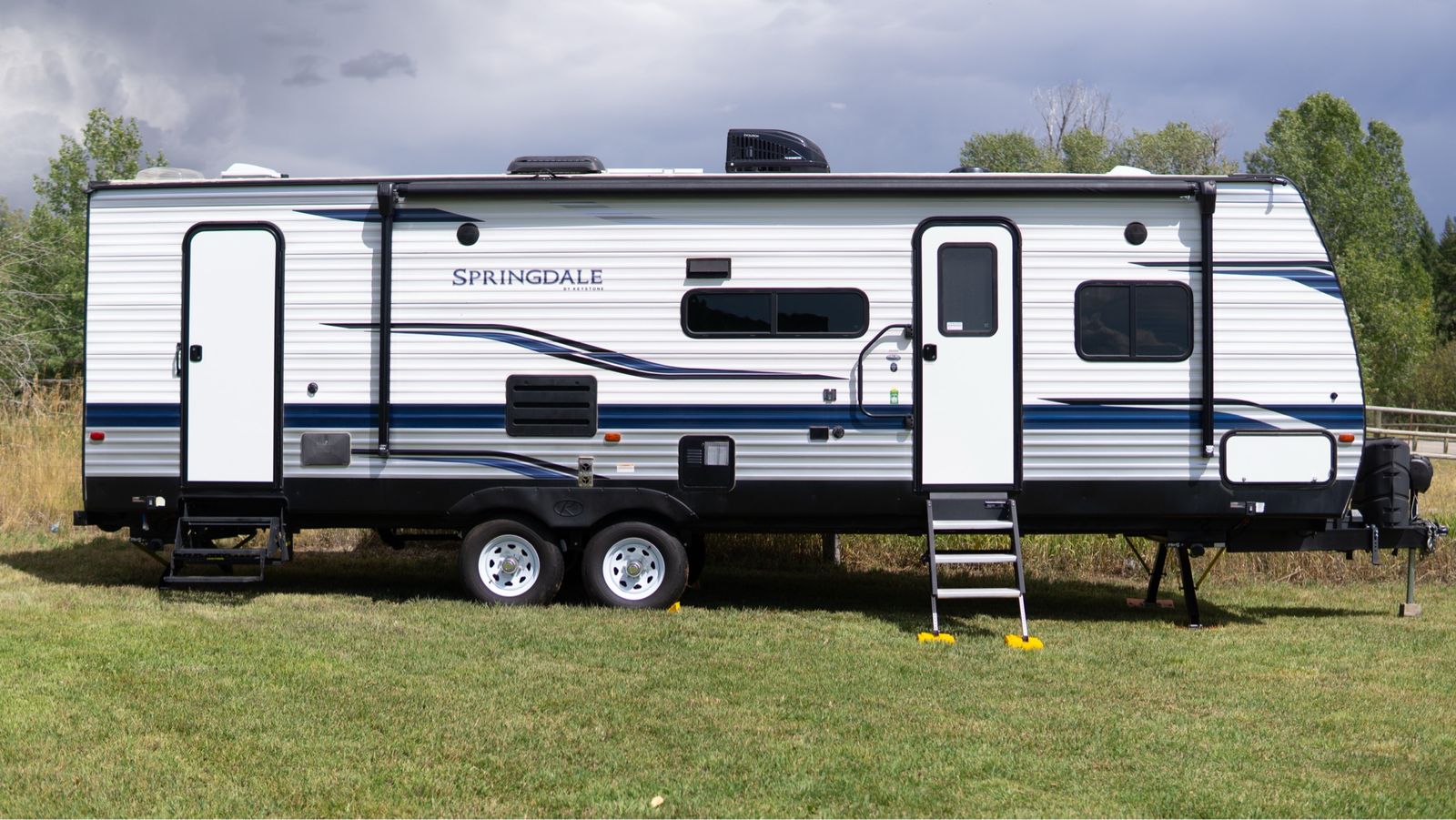 2023 Keystone Springdale 282BHWE travel trailer 