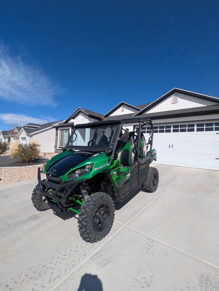 2021 Kawasaki Teryx4 S LE $13,500 OBO