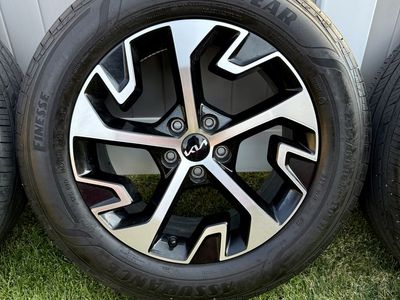 Kia wheels and tires