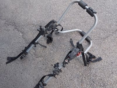Hitchless bike rack