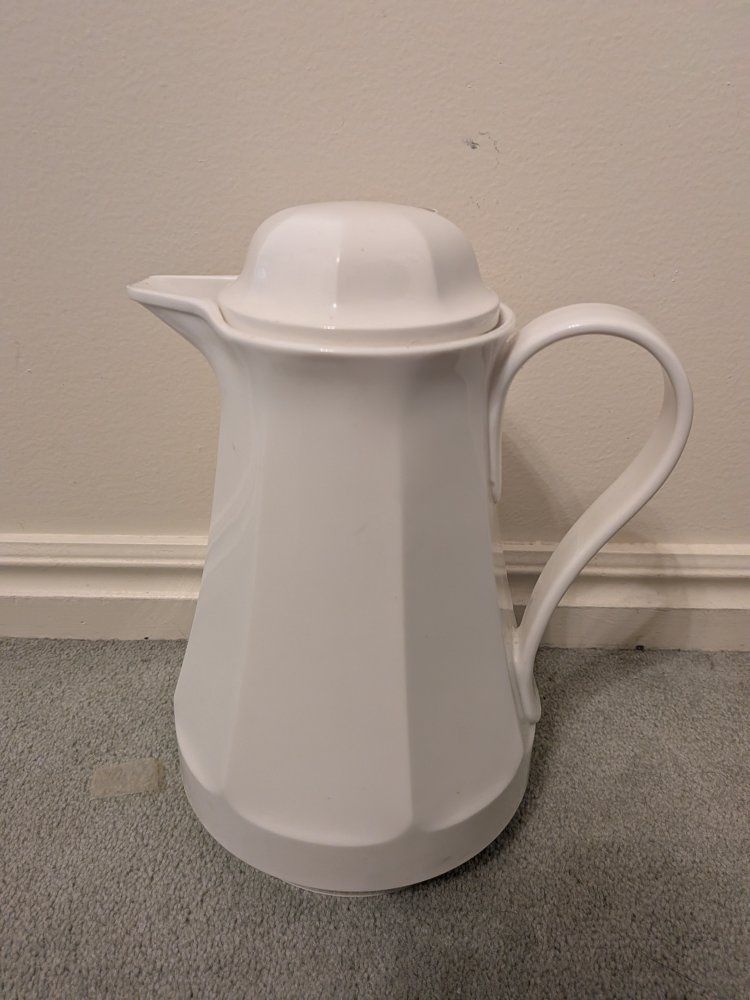 White Insulated Thermal Carafe Coffee Pot with Lid