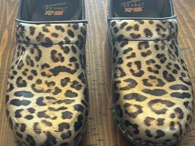 Women's Dansko XP20 Clogs