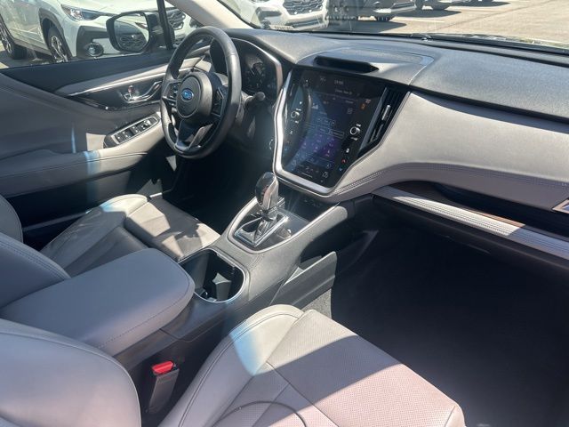 Main image 17