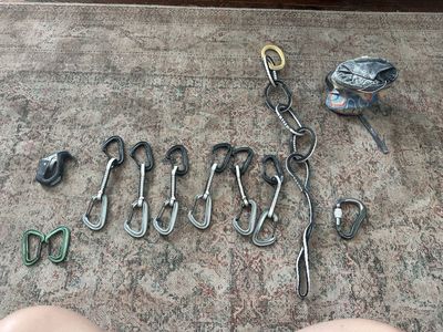 Black Diamond Rock Climbing Gear Lot - ATC-Pilot, Caribiners, Quickdraws, anchor Chain, Chalk Bag