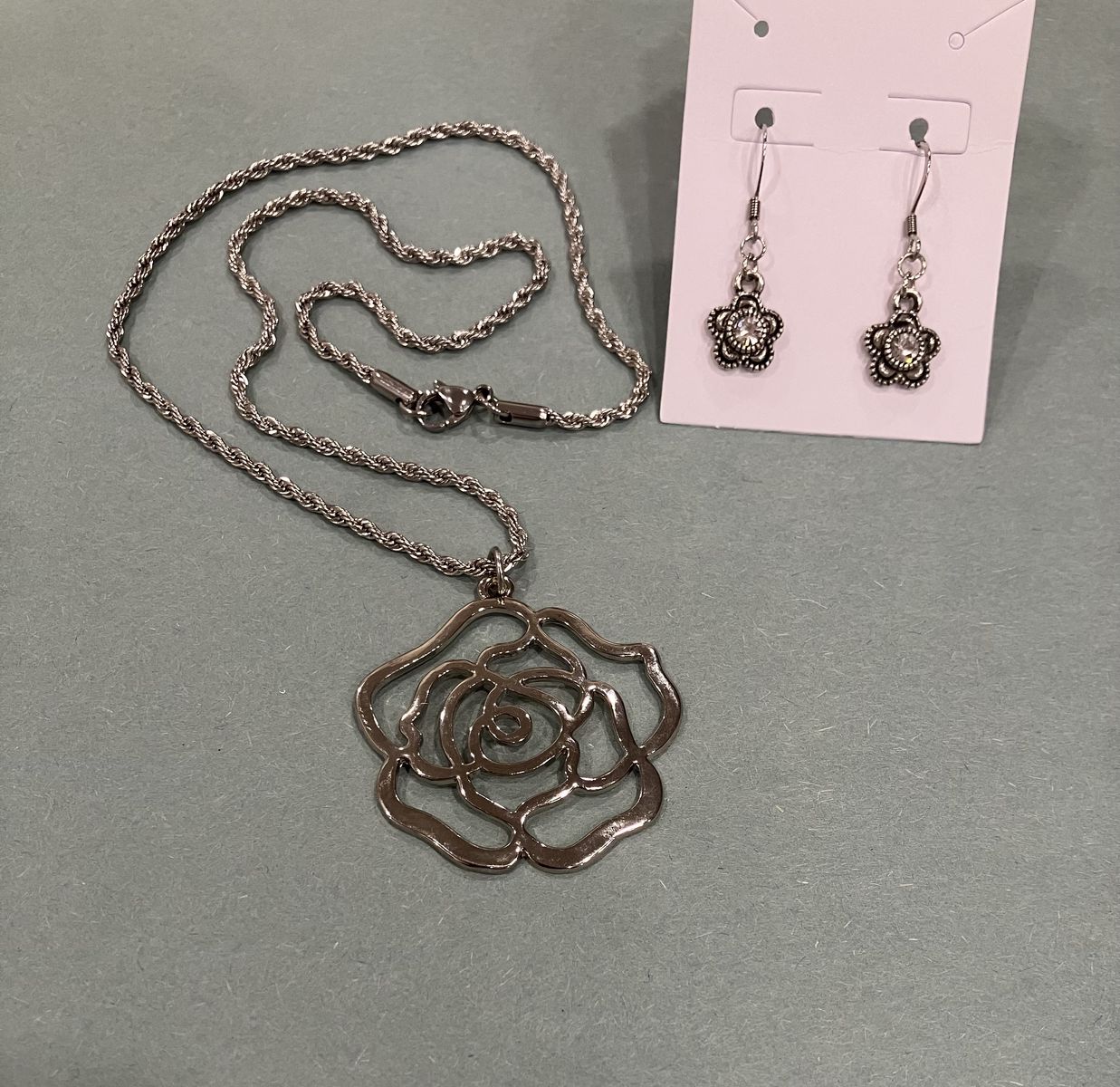 Silver Necklace With Silver Rose Pendant & Earrings