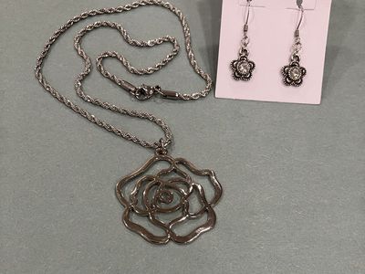 Silver Necklace With Silver Rose Pendant & Earrings